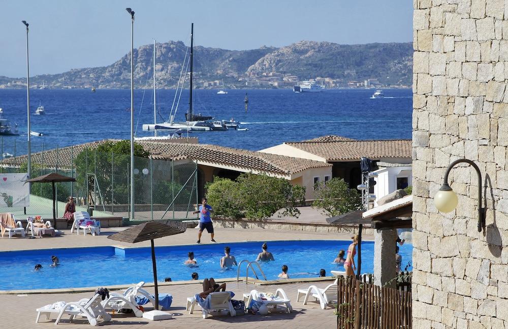 Club Esse Residence Capo D'orso Palau Exterior foto